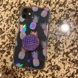 iPhone 11 case with nuckee grip